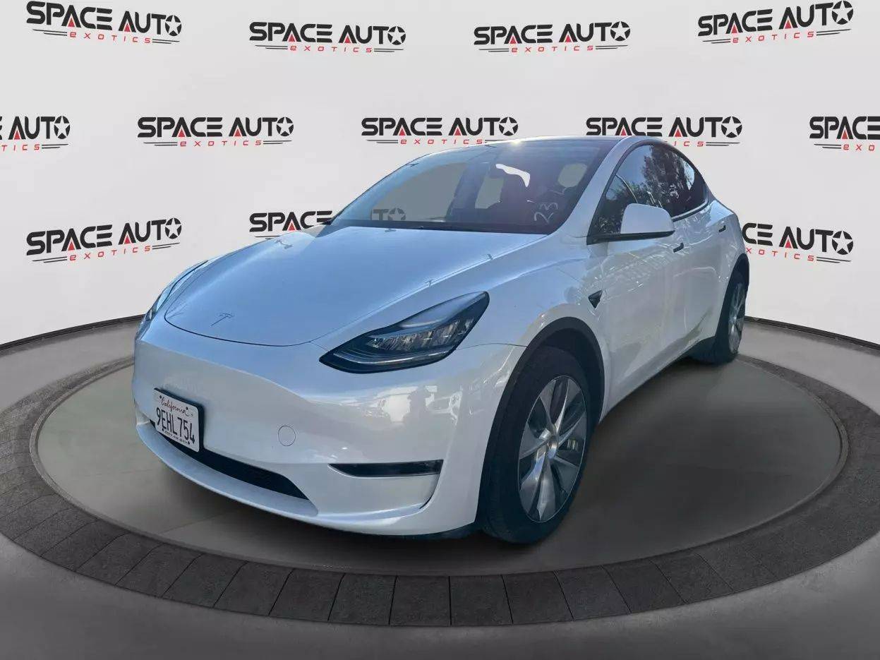 2023 Tesla Model Y Long Range — SUV — 15,676 mi — Los Angeles, CA