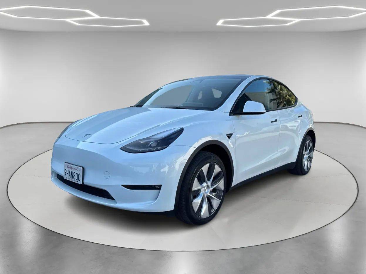 2023 Tesla Model Y Long Range — SUV — 18,085 mi — Azusa, CA