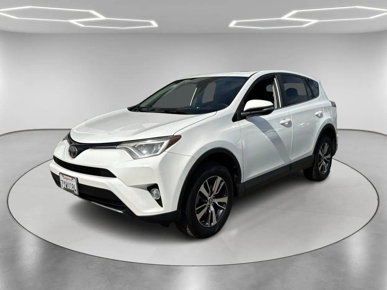 2017 Toyota RAV4 XLE — SUV — 83,524 mi — Azusa, CA
