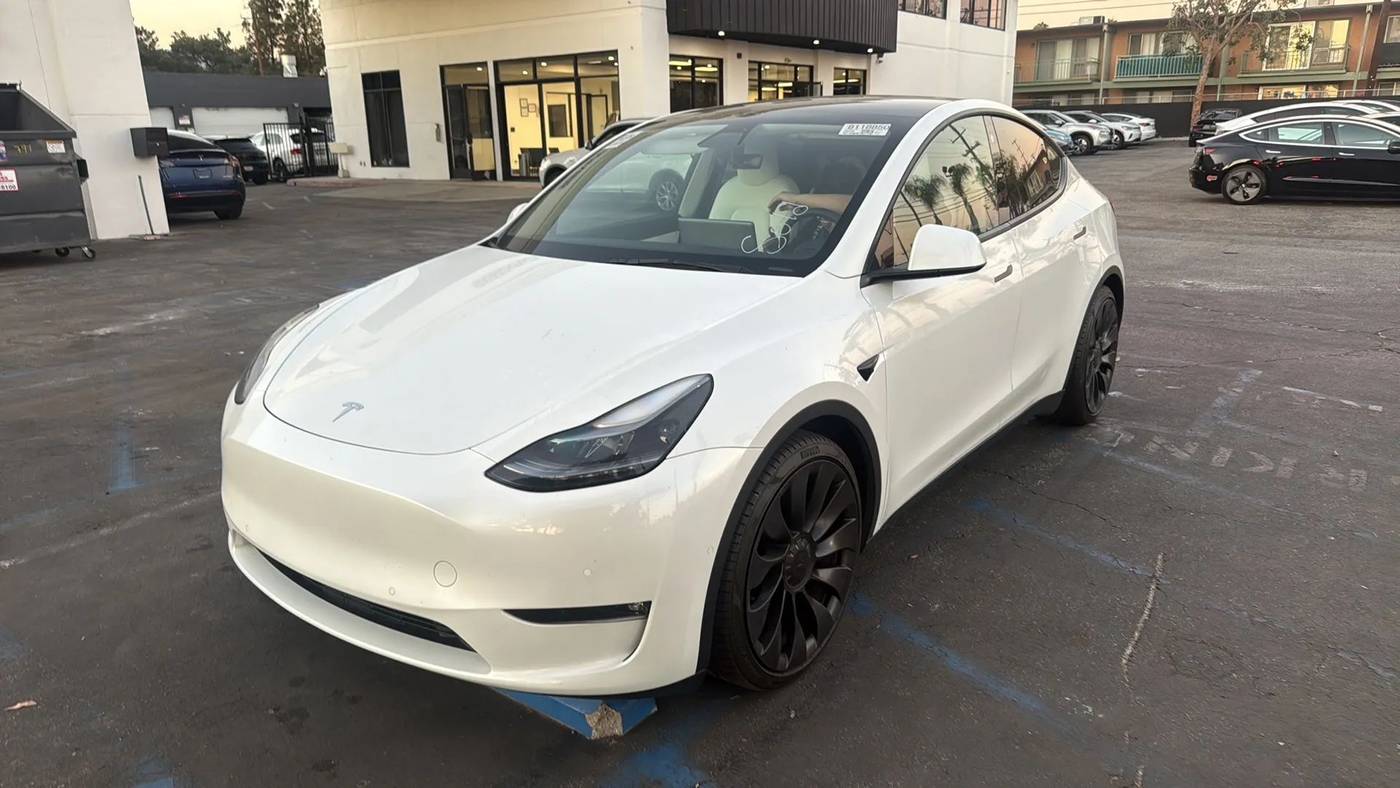 2022 Tesla Model Y Performance — SUV — 38,492 mi — Azusa, CA
