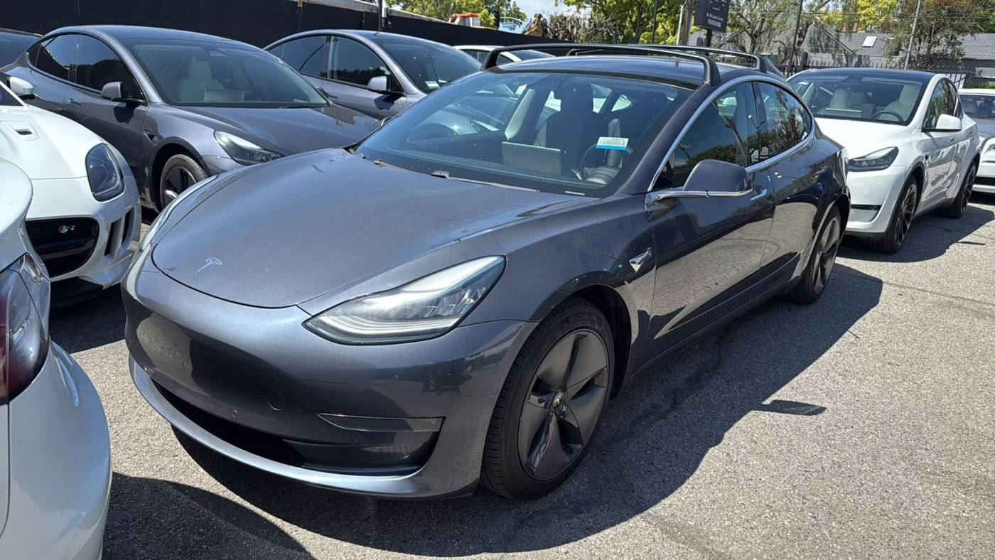 2020 Tesla Model 3 Long Range — Sedan — 27,763 mi — Los Angeles, CA