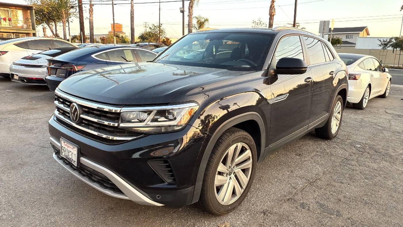 2020 Volkswagen Atlas Cross Sport SE with Technology R-Line — SUV — 45,131 mi — Azusa, CA