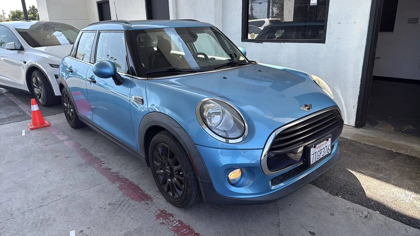 2016 MINI Hardtop Cooper — Hatchback — 101,773 mi — Azusa, CA
