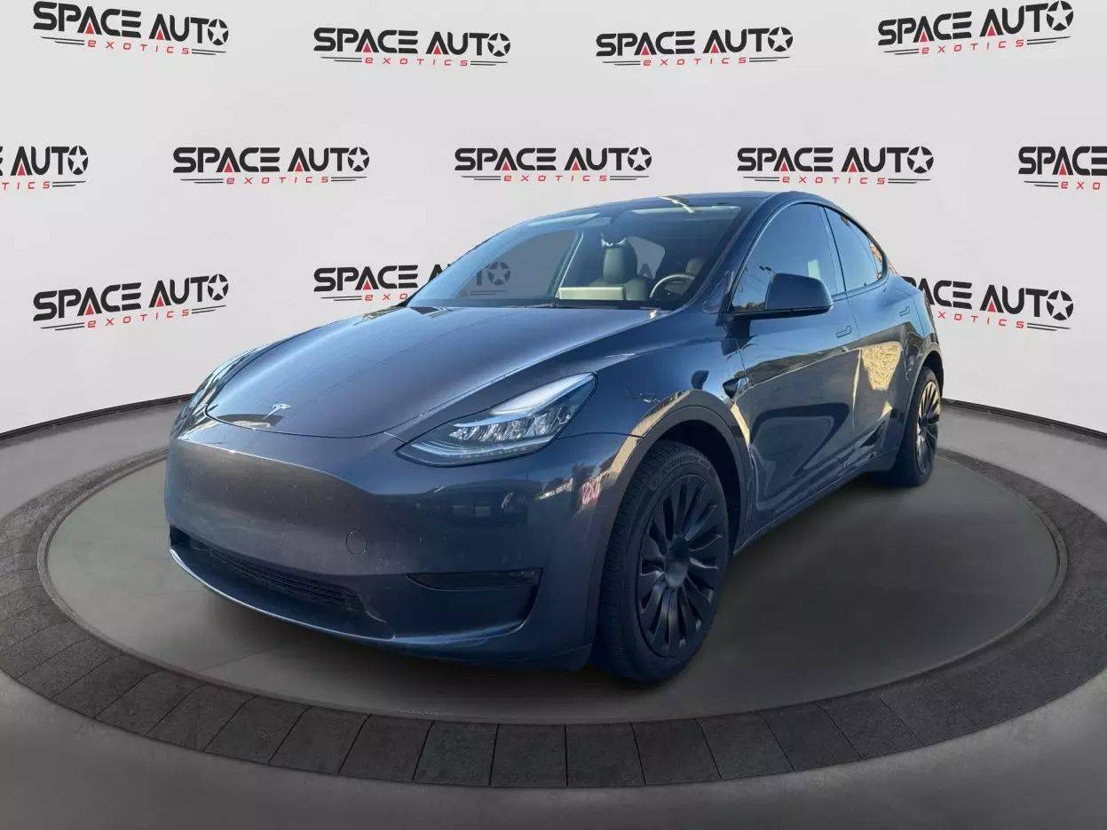 2023 Tesla Model Y Long Range — SUV — 20,930 mi — Los Angeles, CA