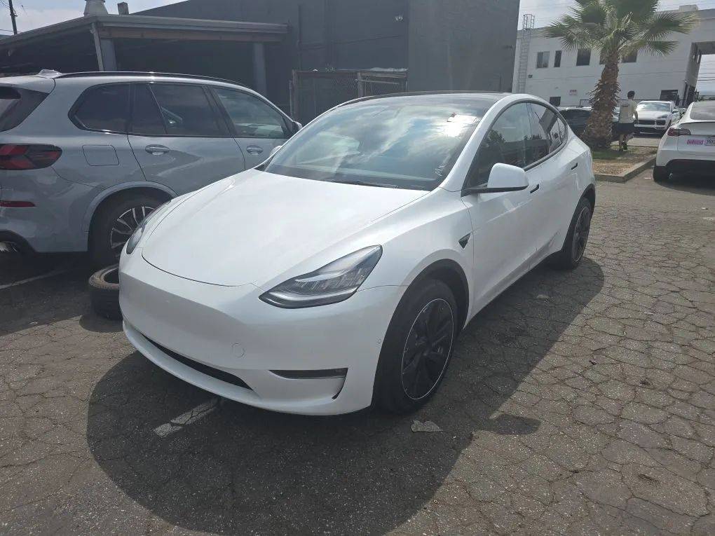 2021 Tesla Model Y Long Range — SUV — 43,387 mi — Azusa, CA