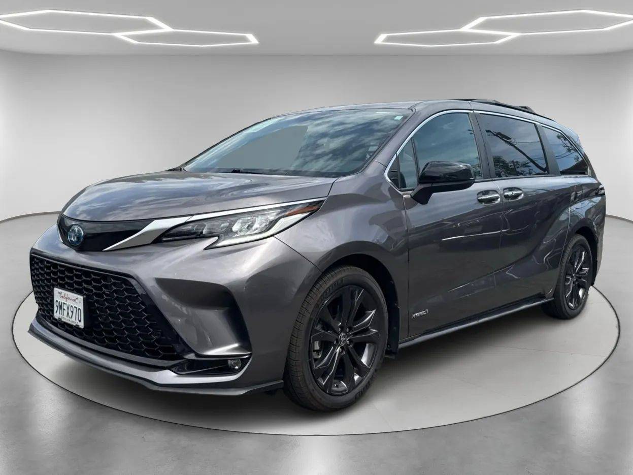2021 Toyota Sienna XSE — Minivan — 69,406 mi — Azusa, CA