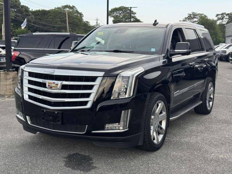 2020 Cadillac Escalade Luxury — SUV — 52,238 mi — Patchogue, NY