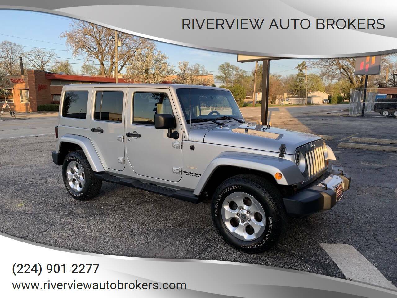 2012 Jeep Wrangler Sahara — SUV — 140,408 mi — Des Plaines, IL