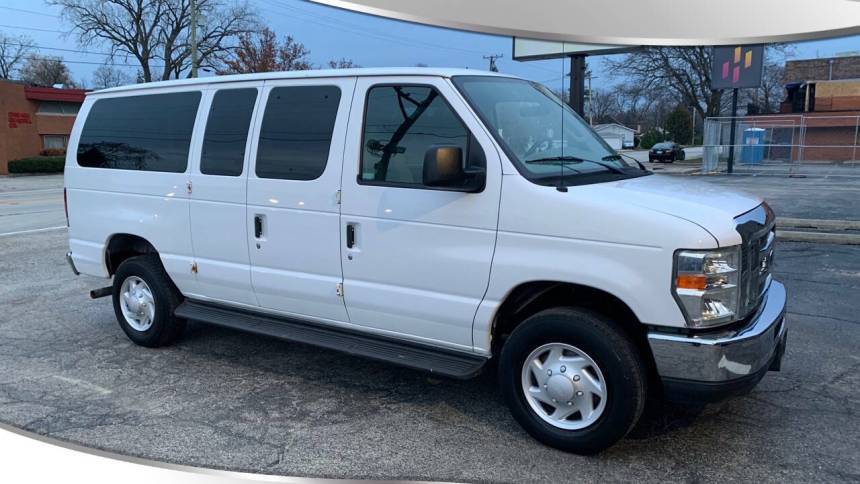 2008 Ford Econoline Wagon E-350 Super Duty XL — Passenger Van — 76,678 mi — Des Plaines, IL