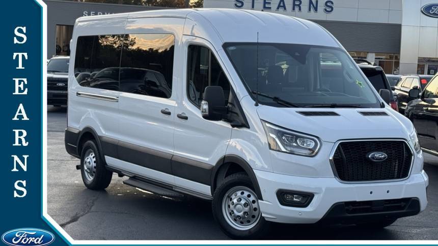 2023 Ford Transit Passenger Wagon T-350 XLT — Passenger Van — 21,527 mi — Burlington, NC