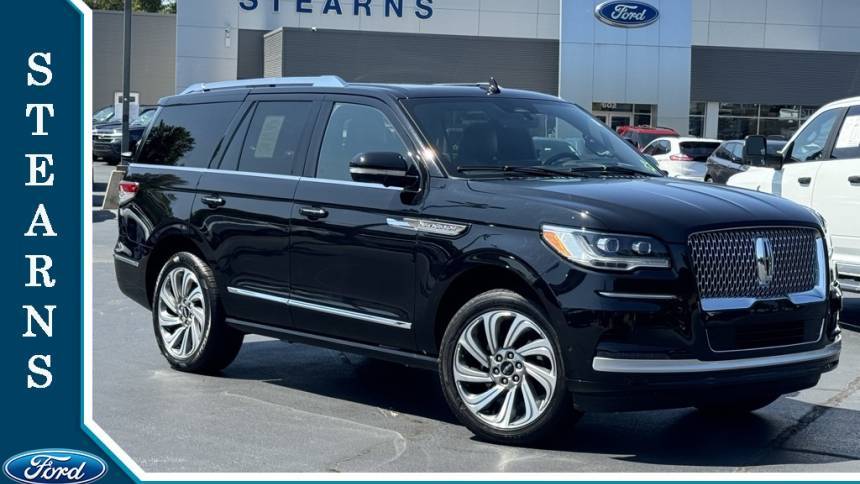 2023 Lincoln Navigator Reserve — SUV — 26,685 mi — Burlington, NC