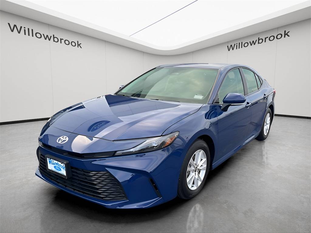 2025 Toyota Camry Hybrid LE — Sedan — 18,786 mi — Willowbrook, IL