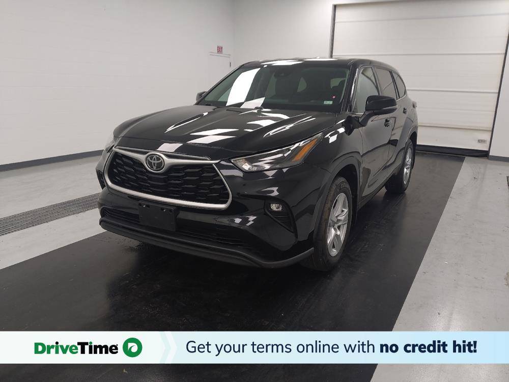 2022 Toyota Highlander LE — SUV — 100,036 mi — St. Louis, MO