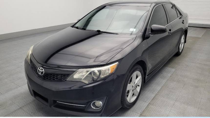 2014 Toyota Camry SE — Sedan — 126,132 mi — West Palm Beach, FL