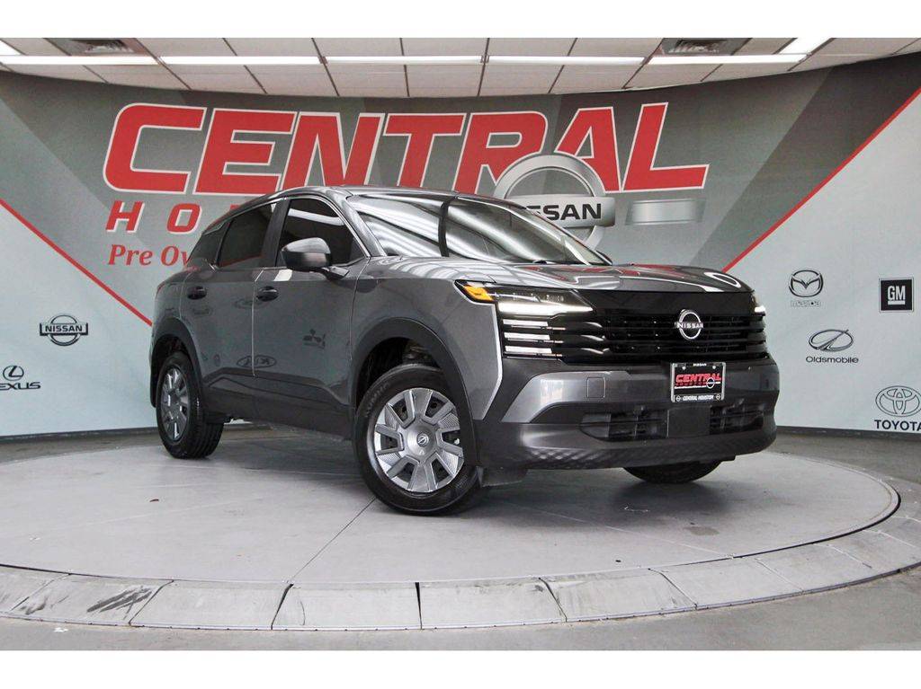 2025 Nissan Kicks S