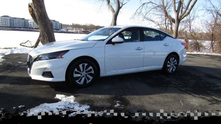 2022 Nissan Altima S — Sedan — 13,498 mi — Troy, NY