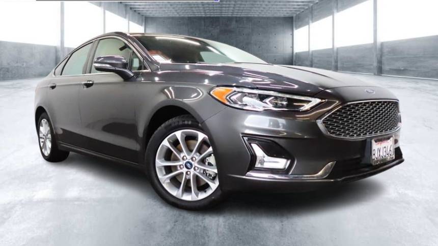 2019 Ford Fusion Energi Titanium — Sedan — 25,299 mi — Escondido, CA