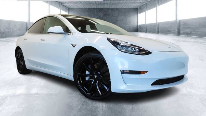 2019 Tesla Model 3 Standard Range Plus — Sedan — 99,056 mi — Escondido, CA