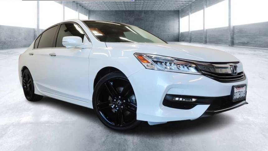 2017 Honda Accord Touring — Sedan — 94,269 mi — Escondido, CA