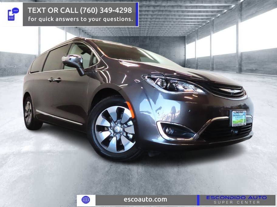 2018 Chrysler Pacifica Hybrid Limited — Minivan — 55,496 mi — Escondido, CA