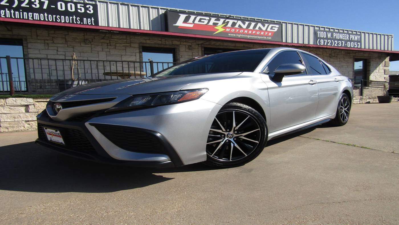 2021 Toyota Camry SE — Sedan — 138,998 mi — Grand Prairie, TX