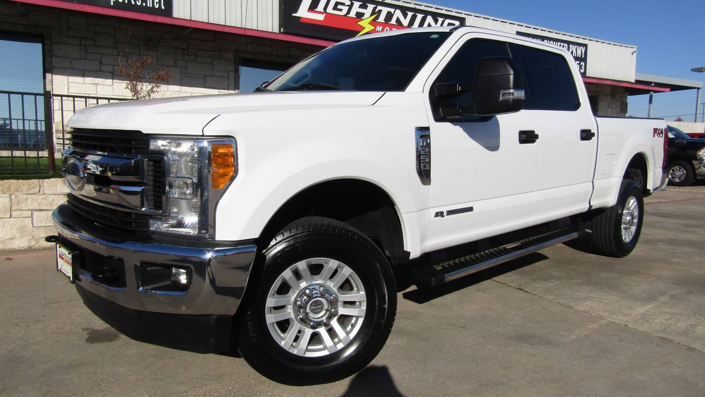 2017 Ford Super Duty F-250 XLT — Pickup Truck — 119,235 mi — Grand Prairie, TX