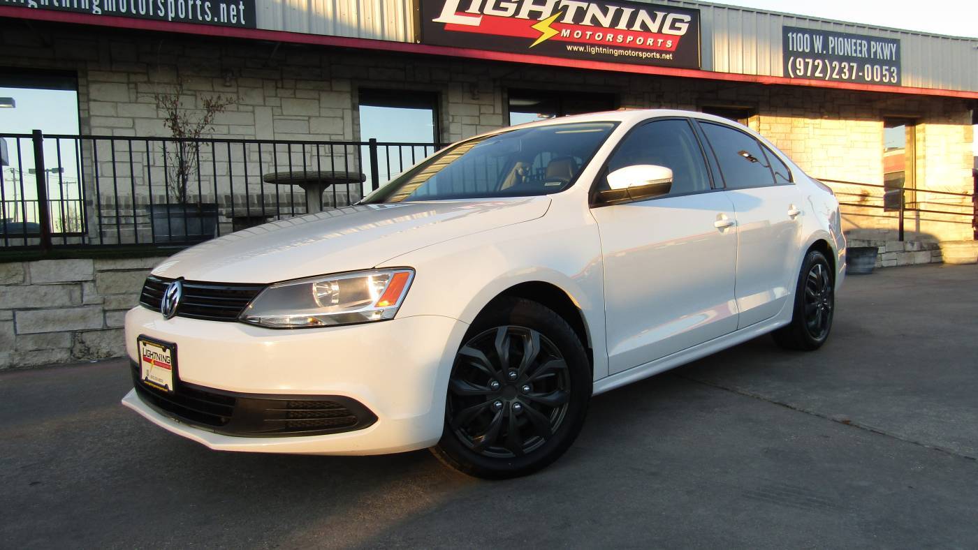 2014 Volkswagen Jetta 1.8T SE — Sedan — 140,349 mi — Grand Prairie, TX