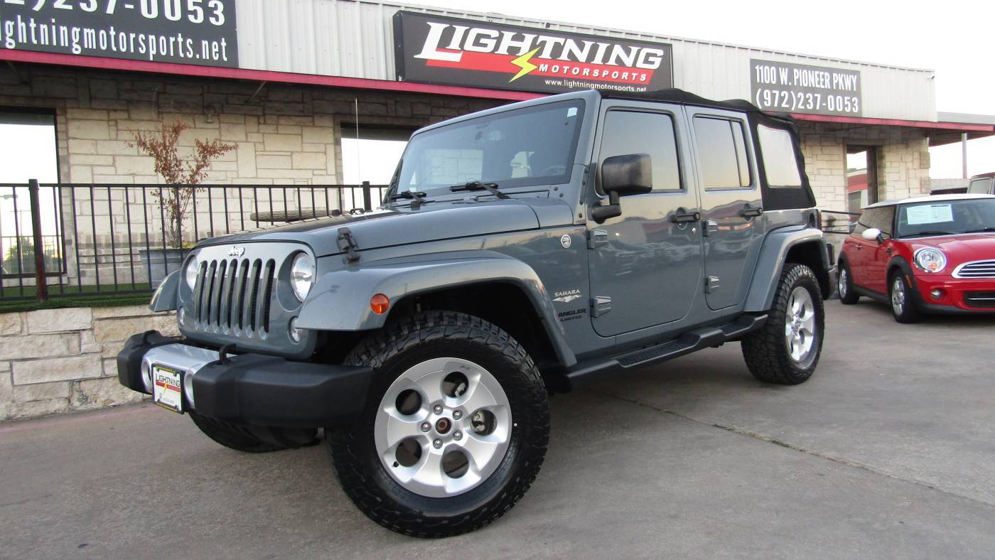 2015 Jeep Wrangler Sahara — SUV — 98,712 mi — Grand Prairie, TX