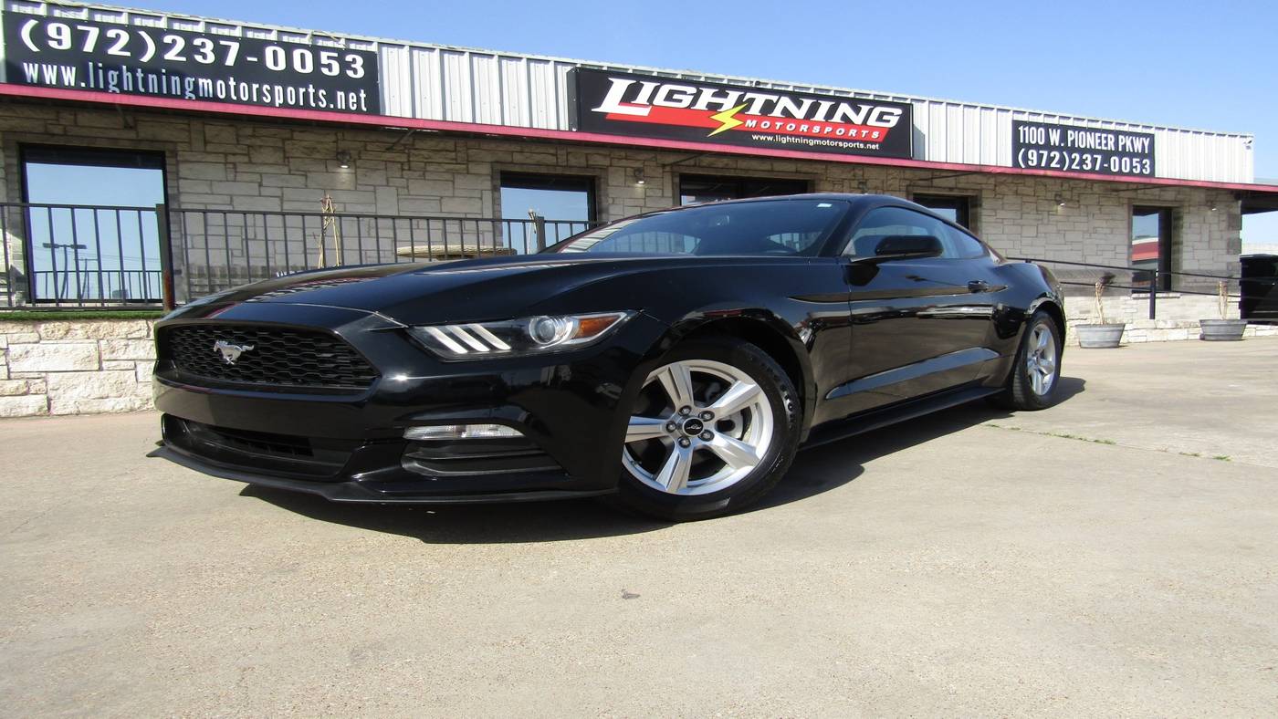 2015 Ford Mustang V6 — Coupe — 98,966 mi — Grand Prairie, TX
