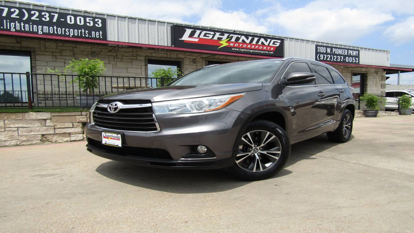 2016 Toyota Highlander XLE — SUV — 120,987 mi — Grand Prairie, TX