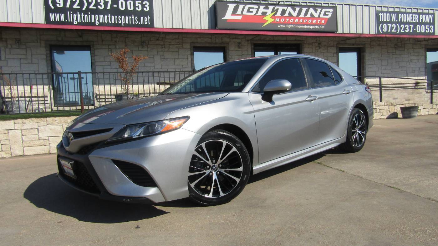 2019 Toyota Camry SE — Sedan — 85,140 mi — Grand Prairie, TX