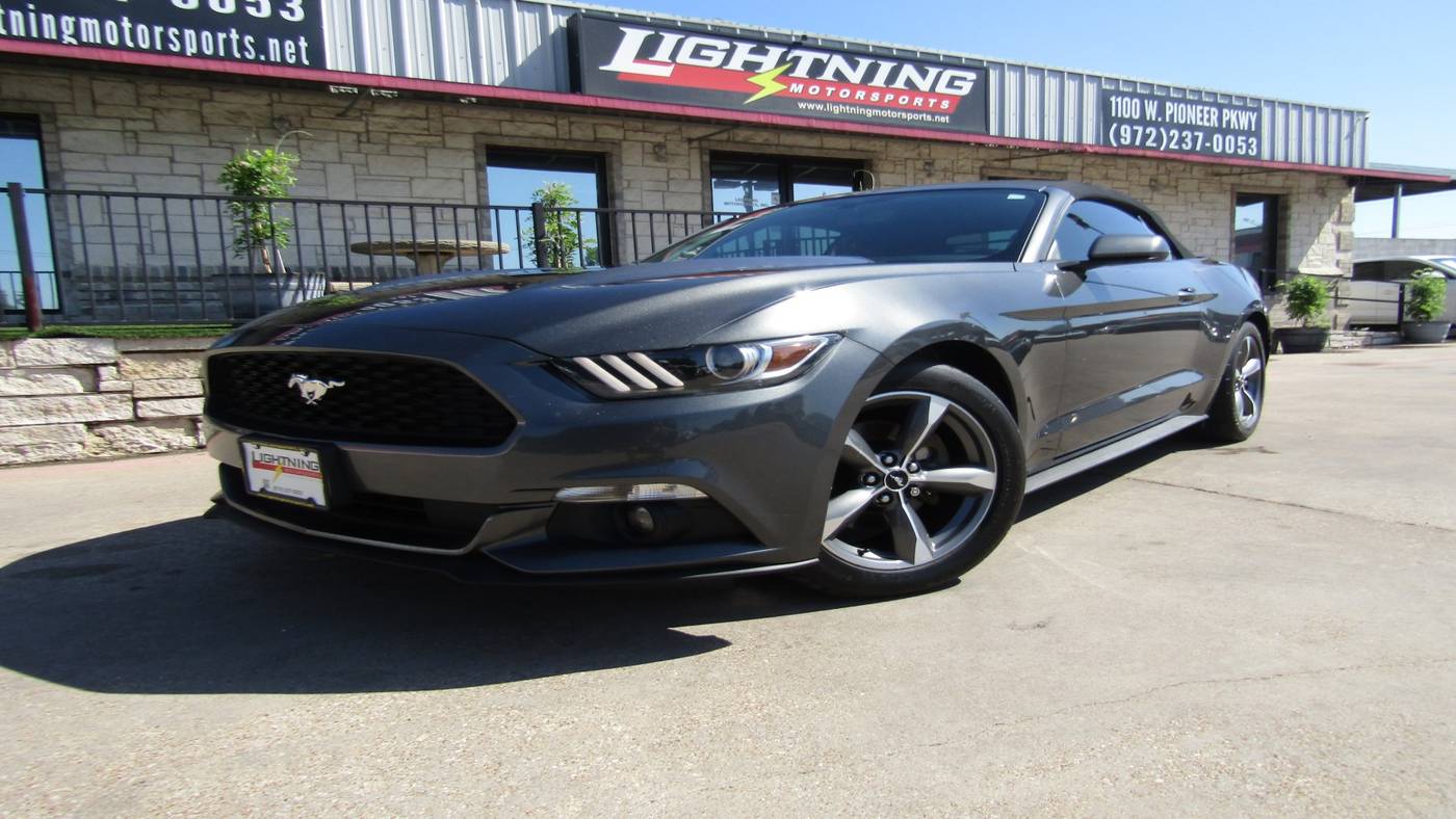2015 Ford Mustang V6 — Convertible — 148,046 mi — Grand Prairie, TX