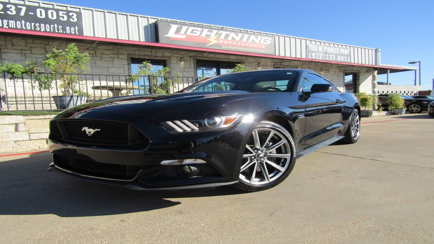 2017 Ford Mustang GT Premium — Coupe — 65,190 mi — Grand Prairie, TX