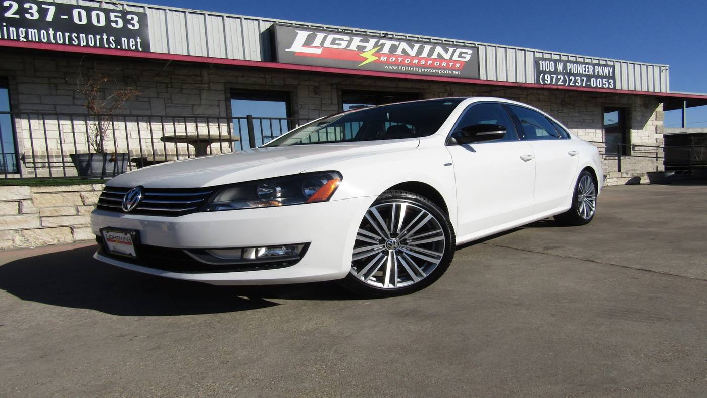2014 Volkswagen Passat S — Sedan — 128,228 mi — Grand Prairie, TX