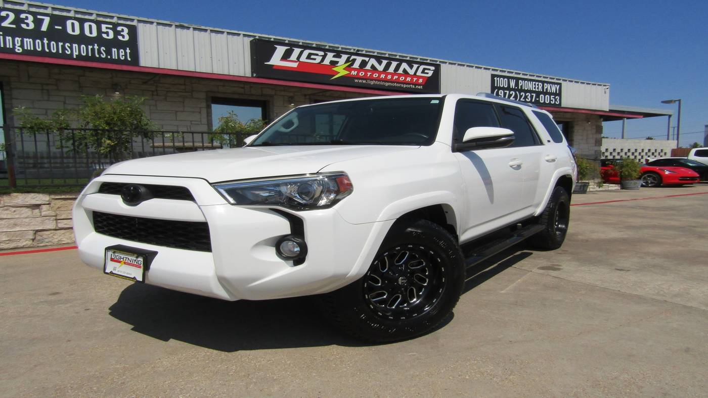 2016 Toyota 4Runner SR5 — SUV — 153,821 mi — Grand Prairie, TX