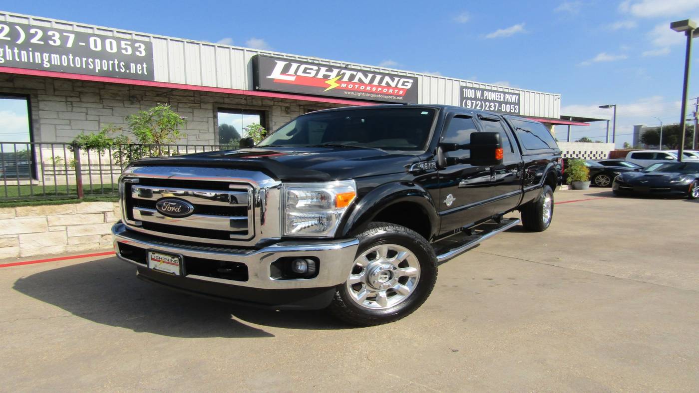 2016 Ford Super Duty F-350 Platinum — Pickup Truck — 143,826 mi — Grand Prairie, TX