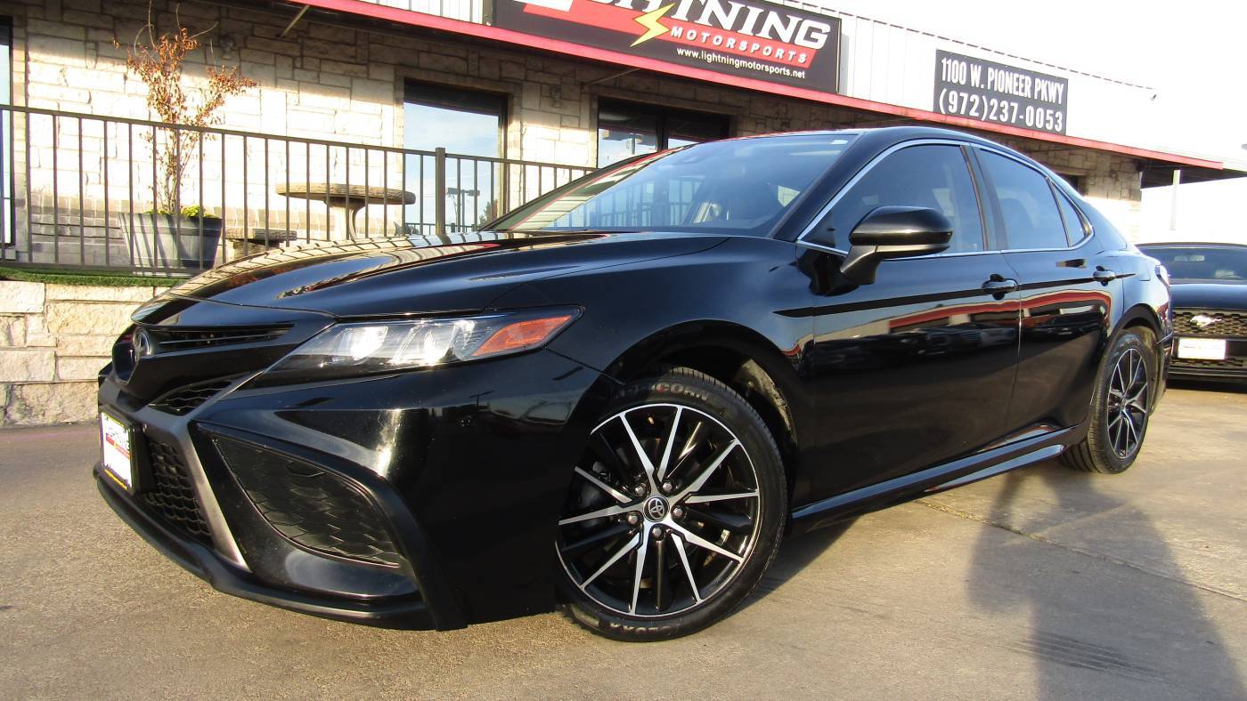 2021 Toyota Camry SE Nightshade — Sedan — 94,905 mi — Grand Prairie, TX