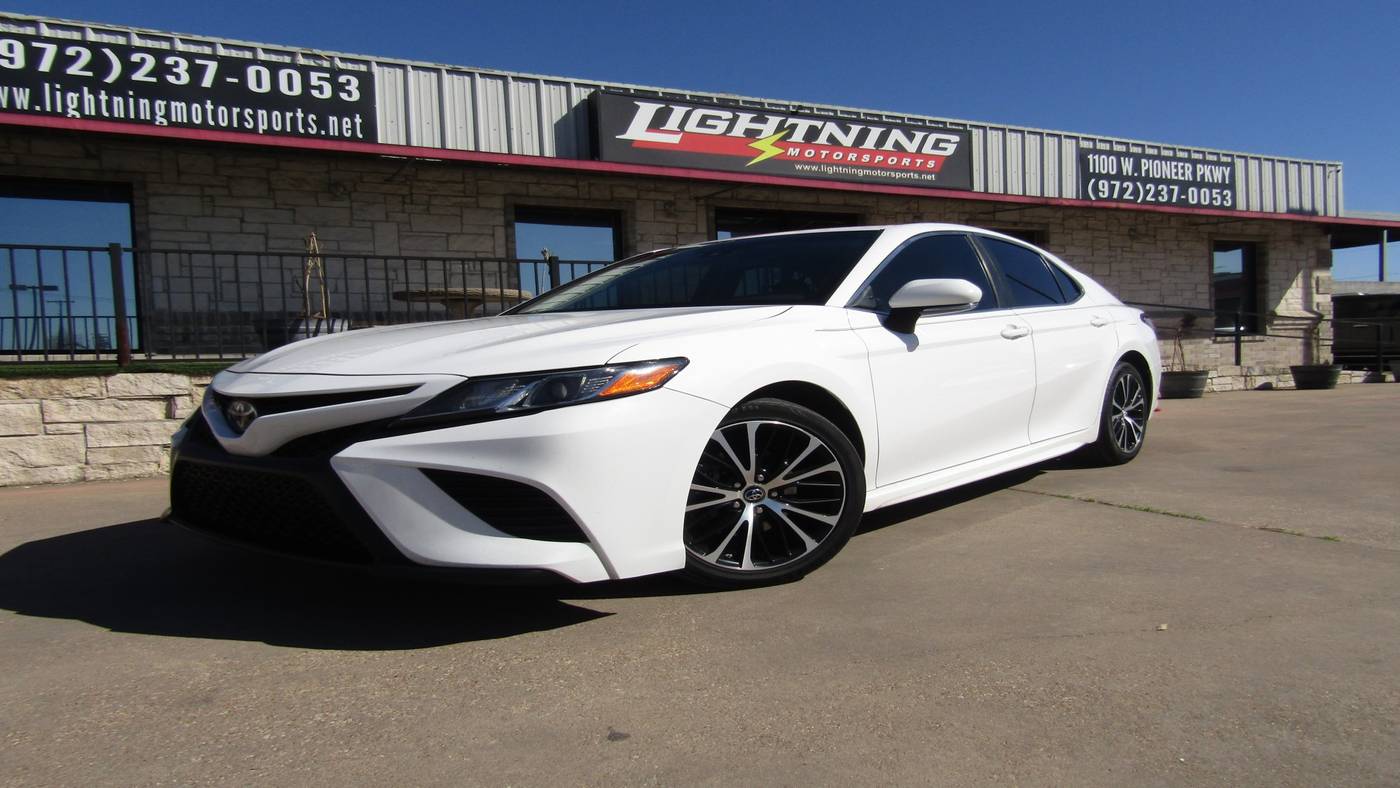 2018 Toyota Camry SE — Sedan — 143,572 mi — Grand Prairie, TX