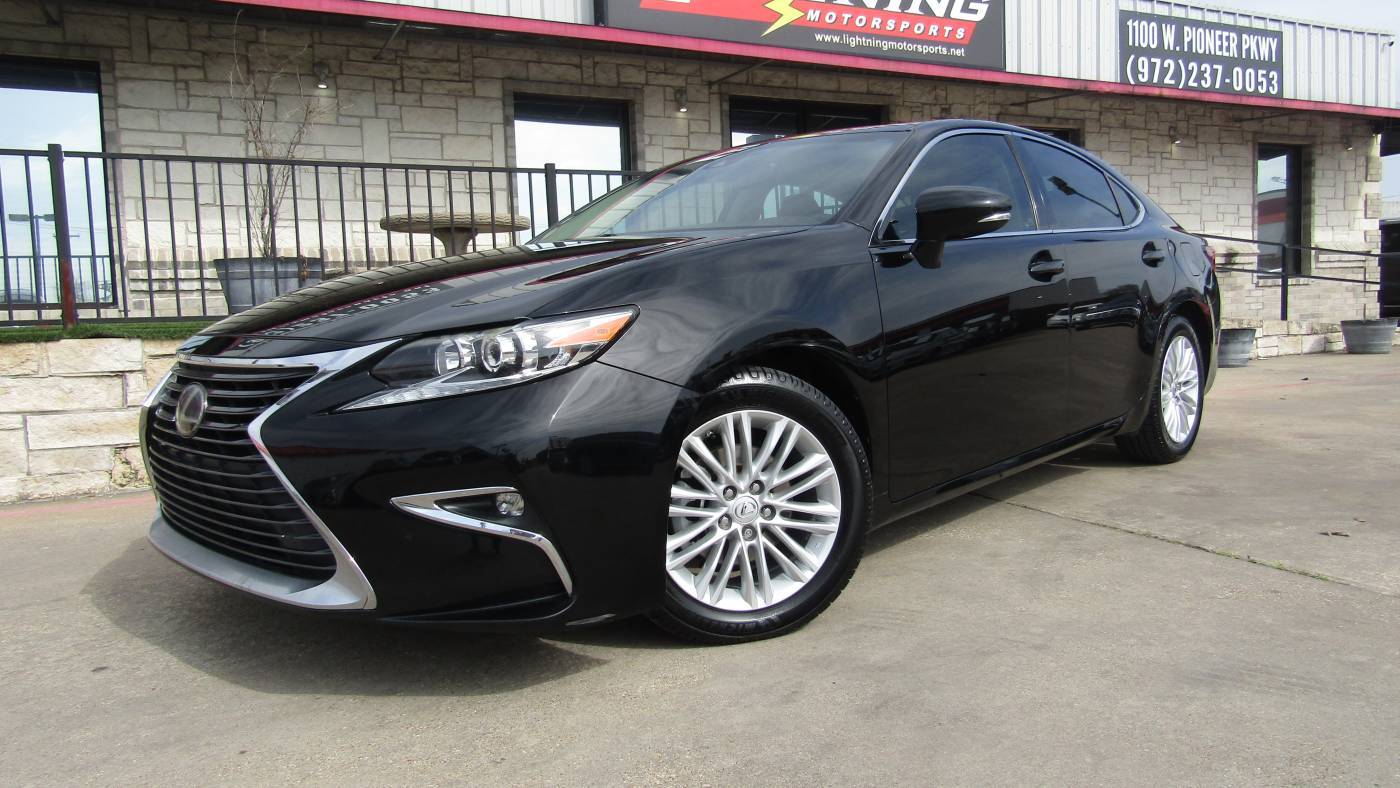 2016 Lexus ES ES 350 — Sedan — 131,595 mi — Grand Prairie, TX