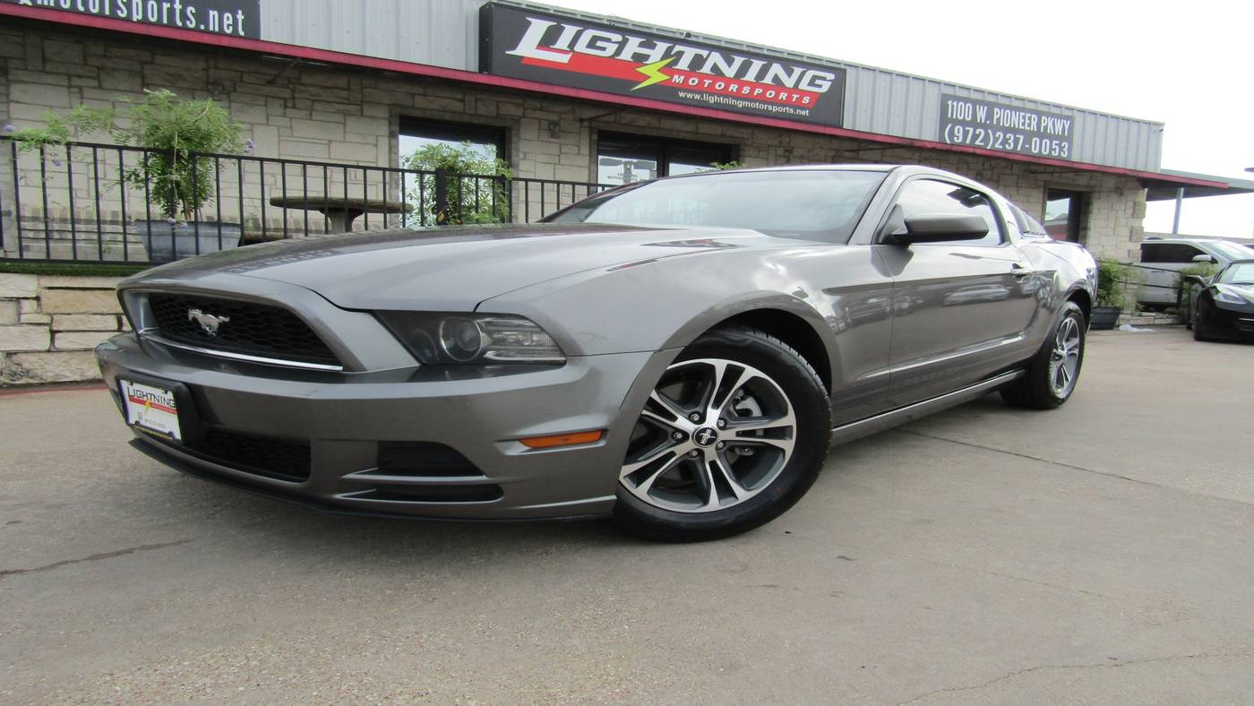 2014 Ford Mustang V6 Premium — Coupe — 120,198 mi — Grand Prairie, TX