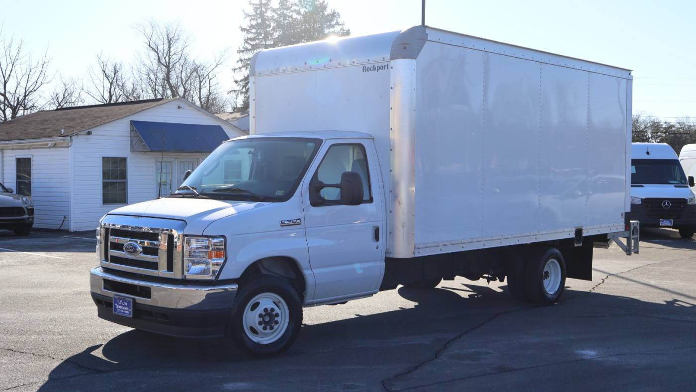 2025 Ford E-Series Cutaway E-Series Cutaway — Chassis Cab Truck — 4,694 mi — Manassas, VA