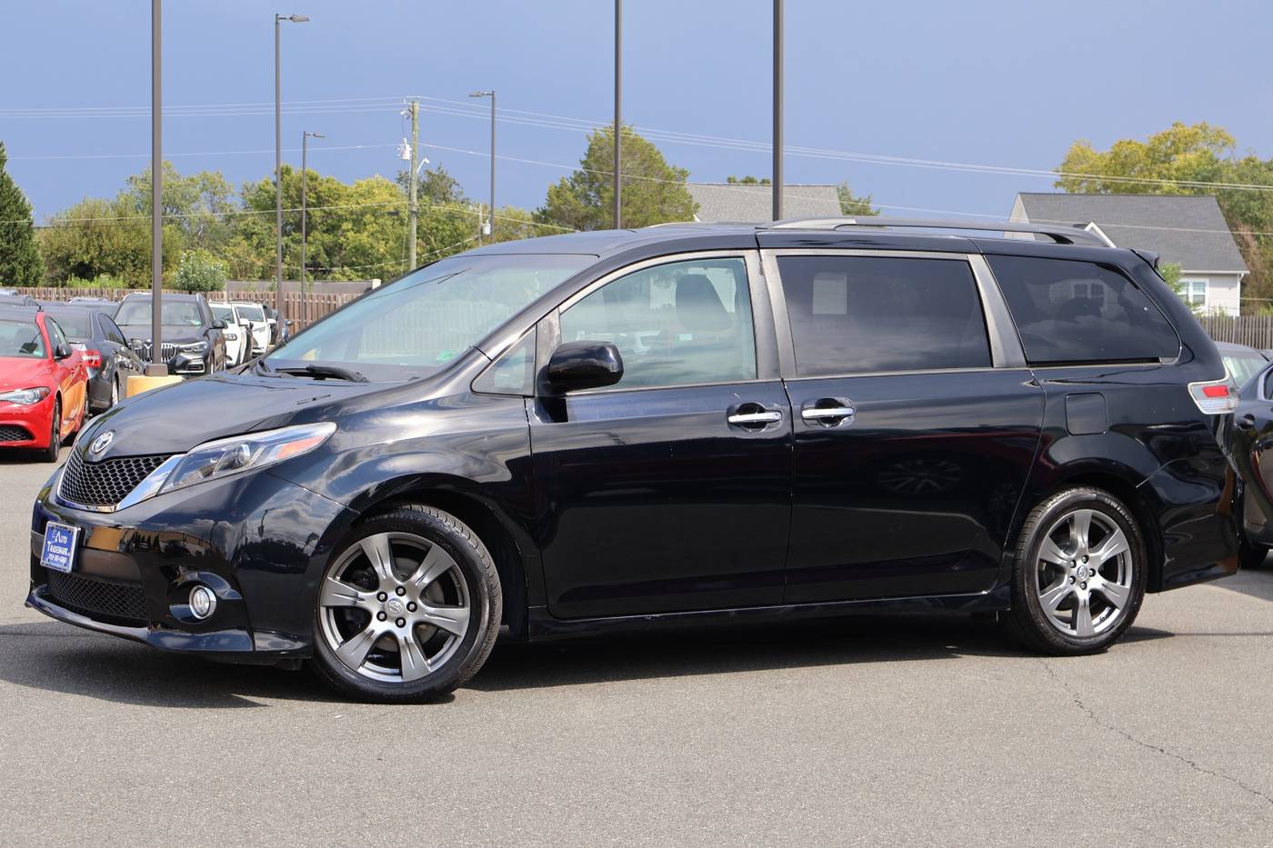 2017 Toyota Sienna SE — Minivan — 98,902 mi — Manassas, VA