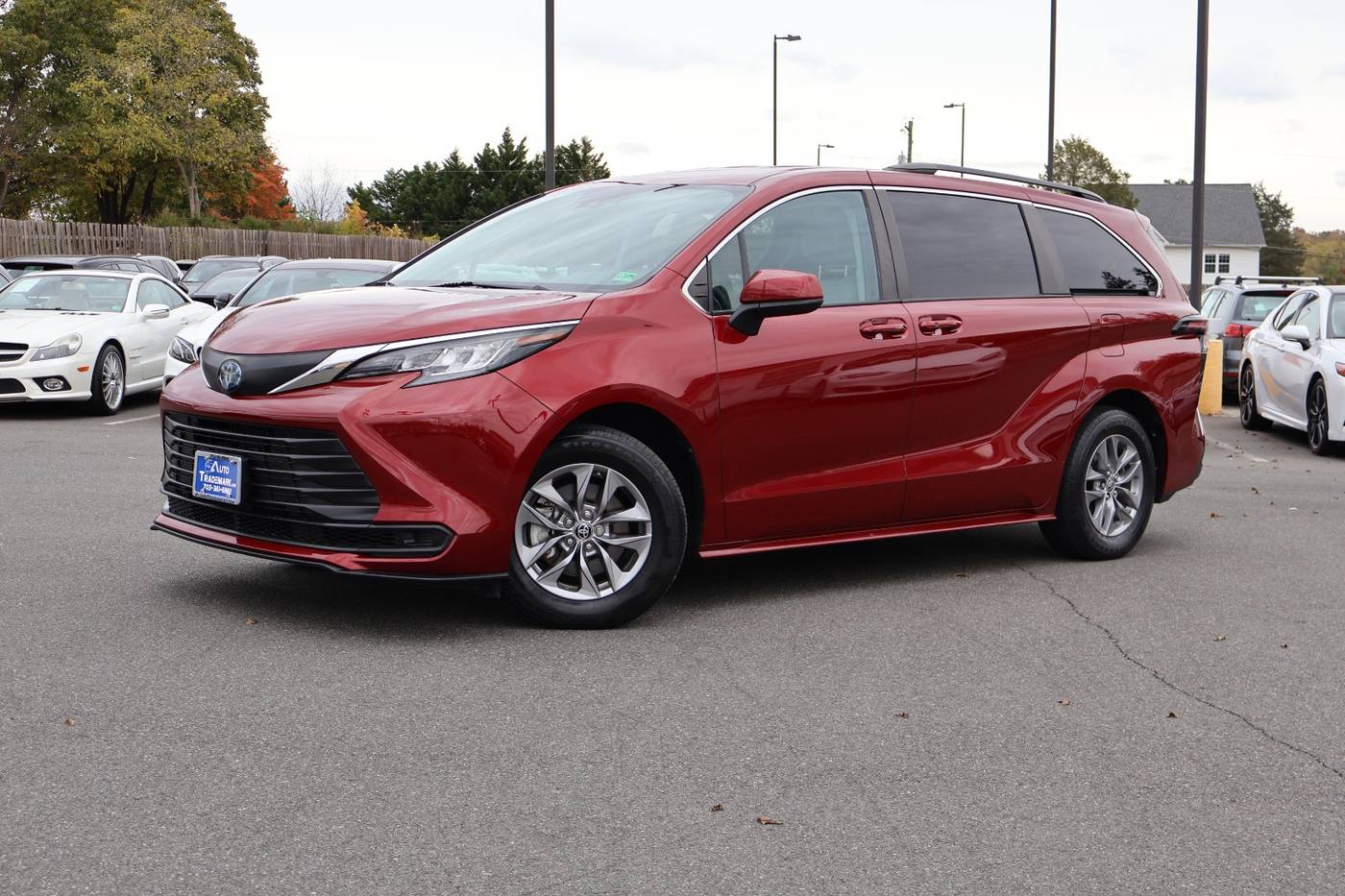 2023 Toyota Sienna LE — Minivan — 12,277 mi — Manassas, VA