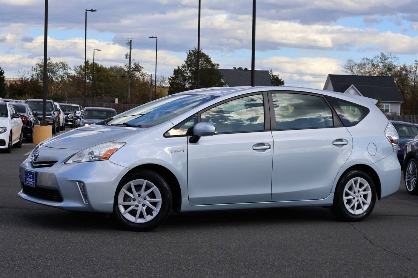 2013 Toyota Prius v Three — Wagon — 45,831 mi — Manassas, VA