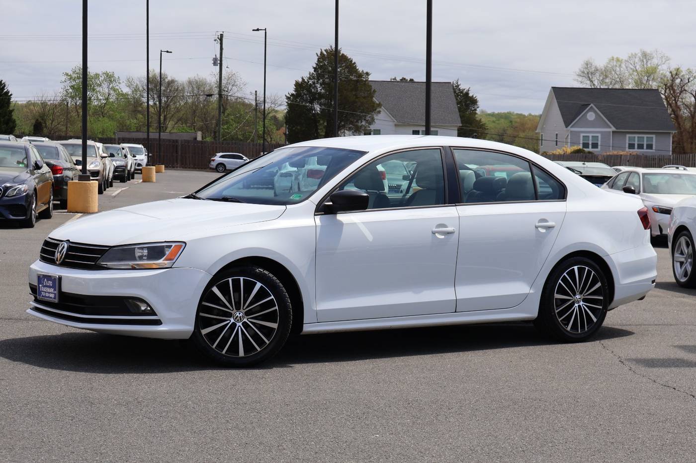2016 Volkswagen Jetta 1.8T Sport — Sedan — 83,055 mi — Manassas, VA