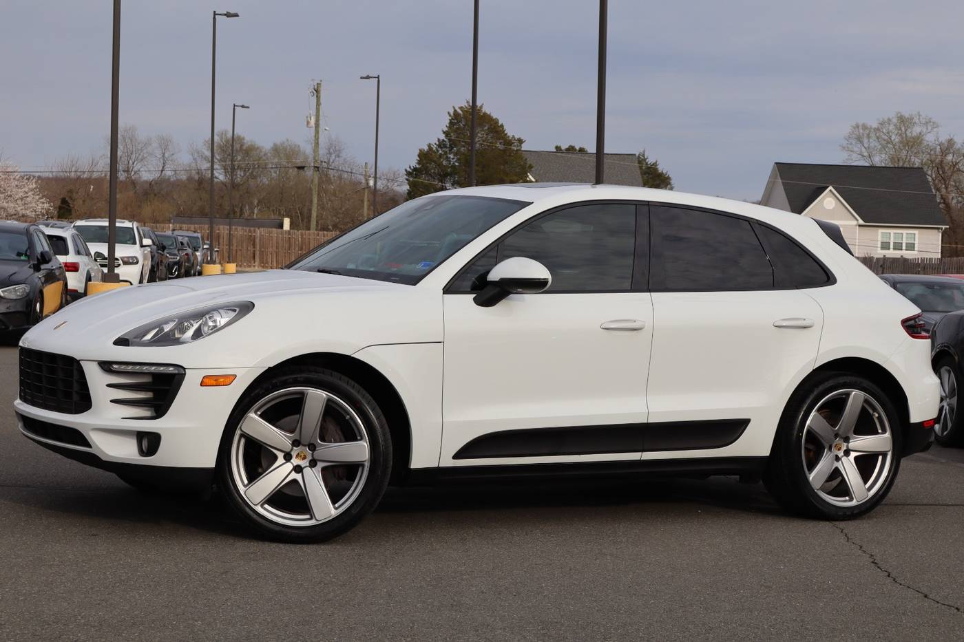 2018 Porsche Macan Macan — SUV — 85,940 mi — Manassas, VA