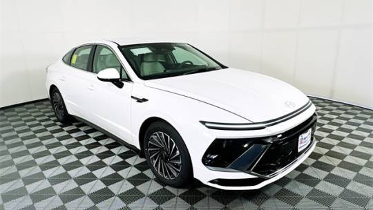 2024 Hyundai Sonata Hybrid SEL — Sedan — 3,728 mi — Raynham, MA