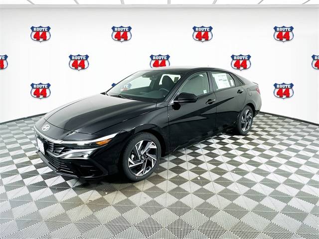 2025 Hyundai Elantra SEL Sport — Sedan — 4,052 mi — Raynham, MA
