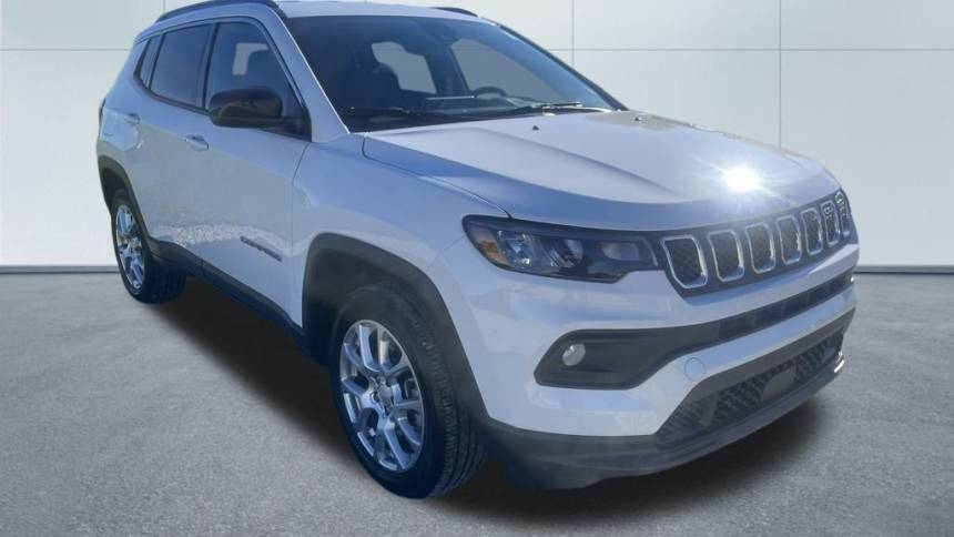 2023 Jeep Compass Latitude Lux — SUV — 21,870 mi — Fishers, IN