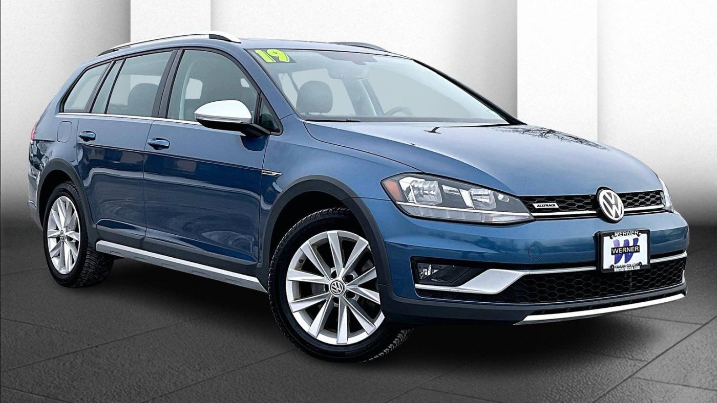 2019 Volkswagen Golf Alltrack S — Wagon — 101,630 mi — Manchester, NH